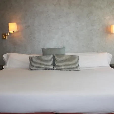 Hotel Arenas Atiram