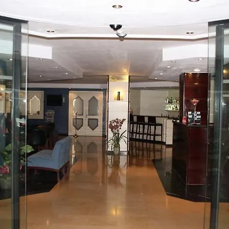 Hotel Arenas Atiram Barcelona