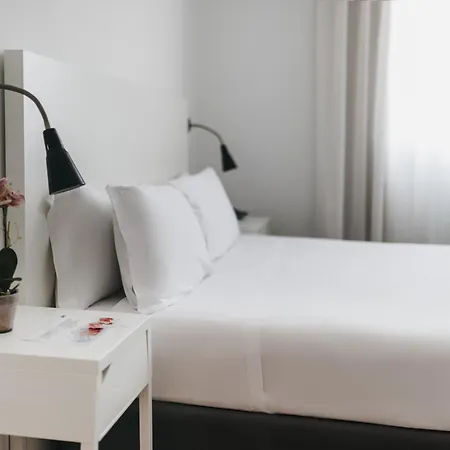 Arenas Atiram Otel Barselona